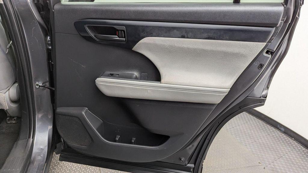 used 2022 Toyota Highlander car, priced at $22,699