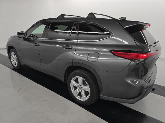 used 2022 Toyota Highlander car, priced at $23,699