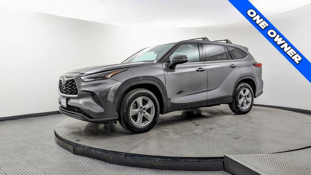 used 2022 Toyota Highlander car, priced at $22,699