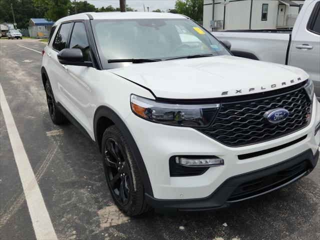 used 2022 Ford Explorer car, priced at $34,999