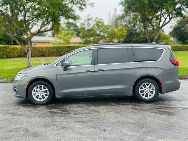 used 2022 Chrysler Pacifica car, priced at $18,299