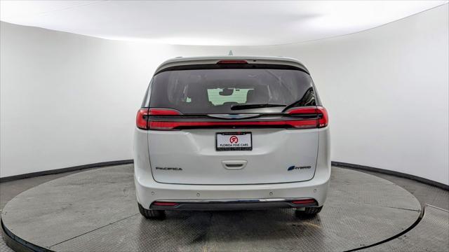 used 2021 Chrysler Pacifica Hybrid car, priced at $19,495