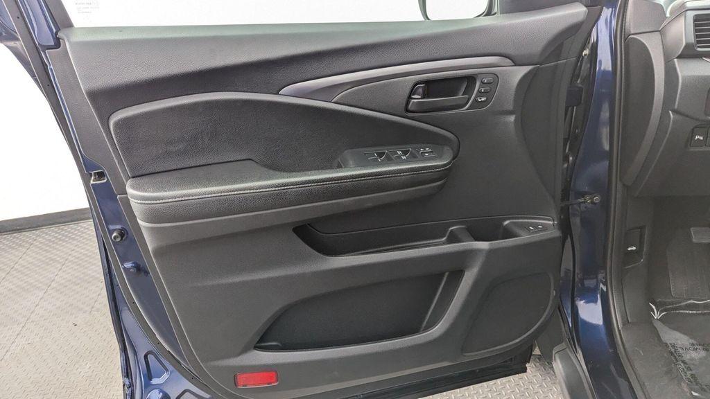 used 2022 Honda Passport car, priced at $20,799