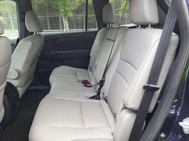 used 2022 Honda Passport car, priced at $27,499