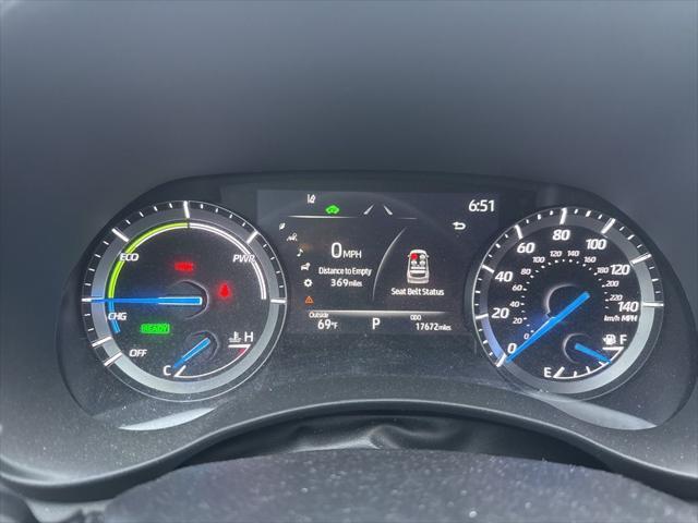 used 2021 Toyota Highlander Hybrid car, priced at $38,283