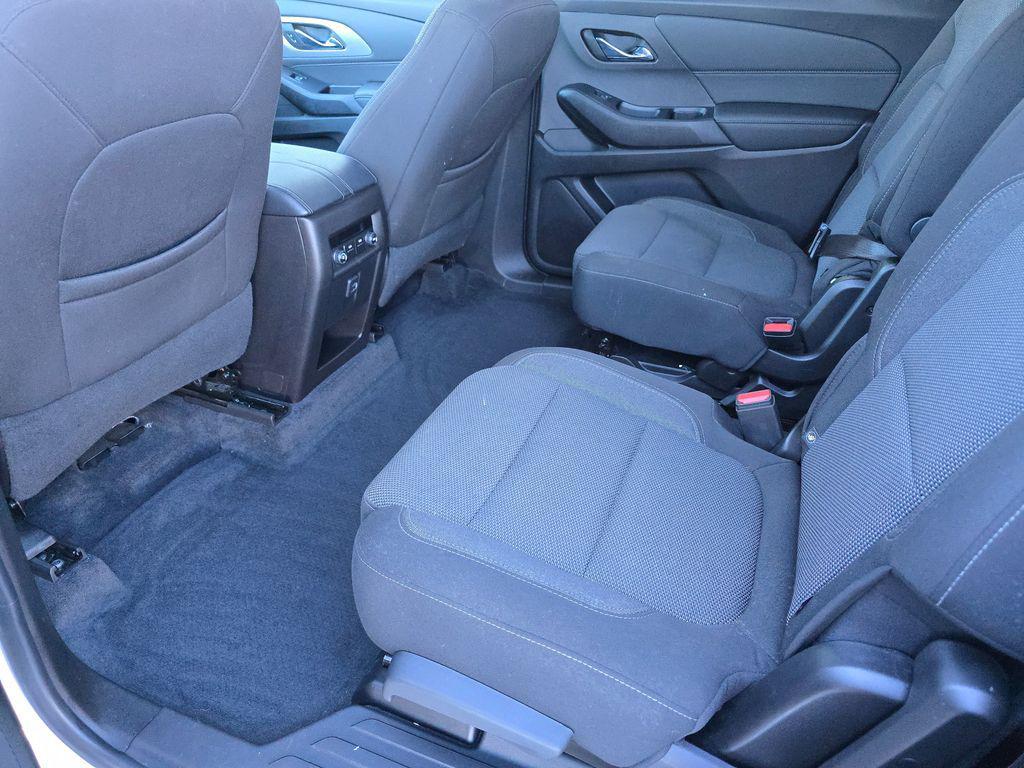 used 2022 Chevrolet Traverse car, priced at $28,537