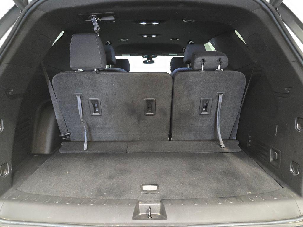 used 2022 Chevrolet Traverse car, priced at $28,537