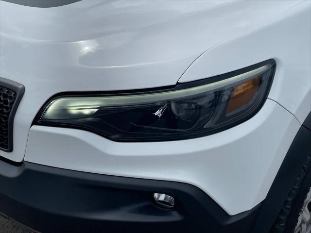 used 2020 Jeep Cherokee car, priced at $21,118