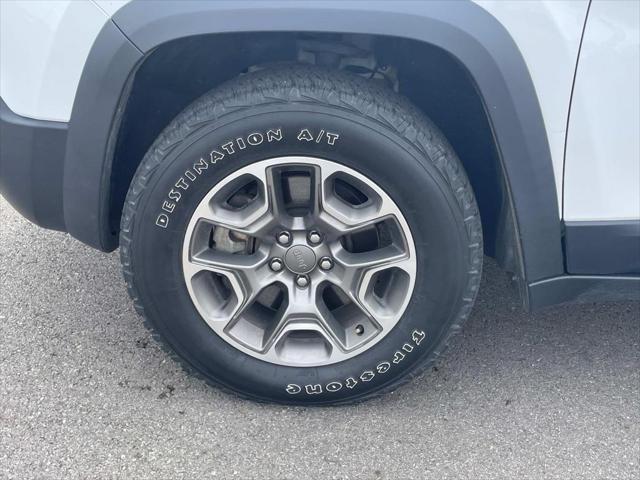 used 2020 Jeep Cherokee car, priced at $21,118