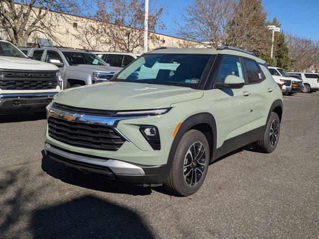 new 2025 Chevrolet TrailBlazer car, priced at $25,595