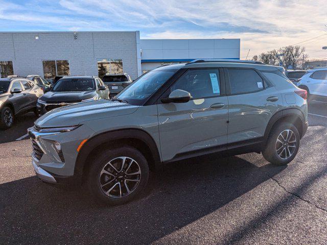 new 2025 Chevrolet TrailBlazer car, priced at $27,595