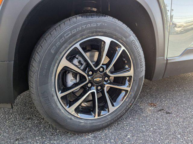 new 2025 Chevrolet TrailBlazer car, priced at $27,595