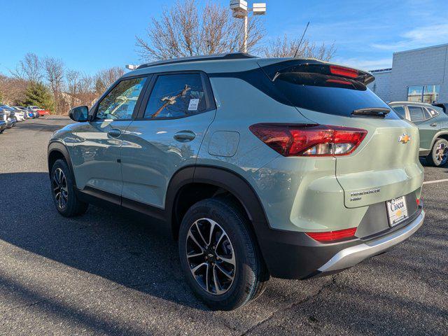 new 2025 Chevrolet TrailBlazer car, priced at $27,595