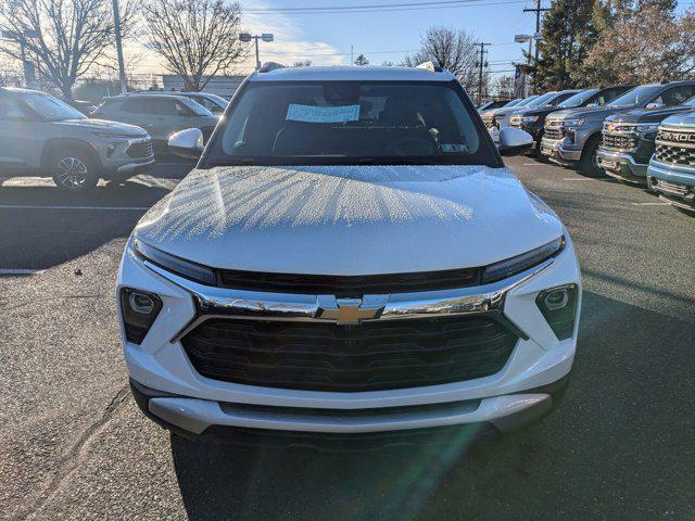 new 2025 Chevrolet TrailBlazer car, priced at $25,595