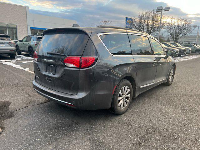 used 2017 Chrysler Pacifica car, priced at $16,295