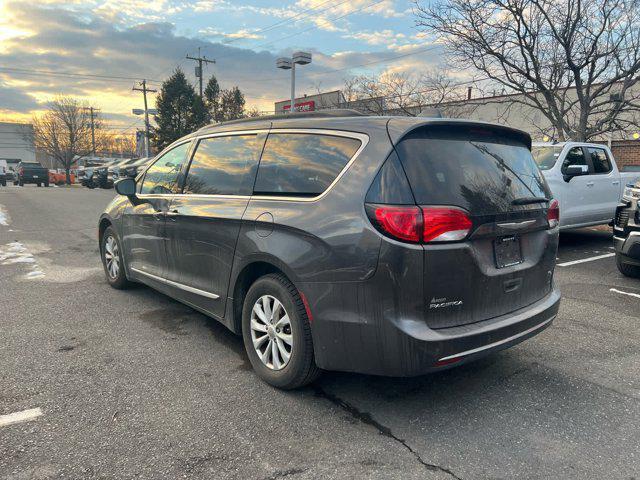 used 2017 Chrysler Pacifica car, priced at $16,295