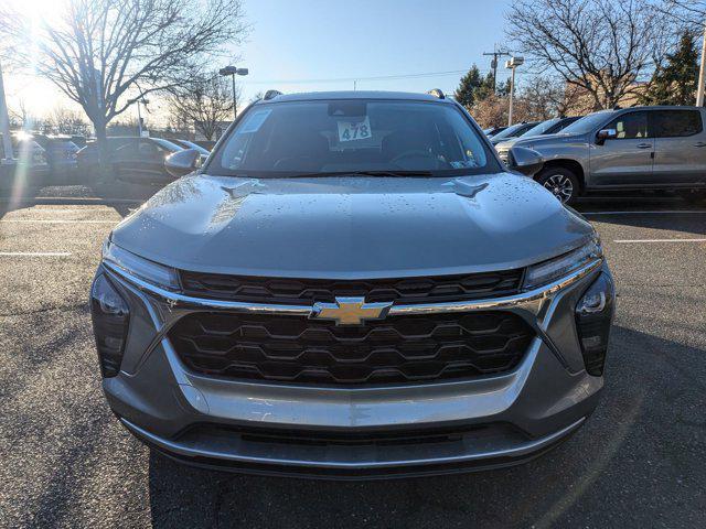 new 2025 Chevrolet Trax car, priced at $23,595