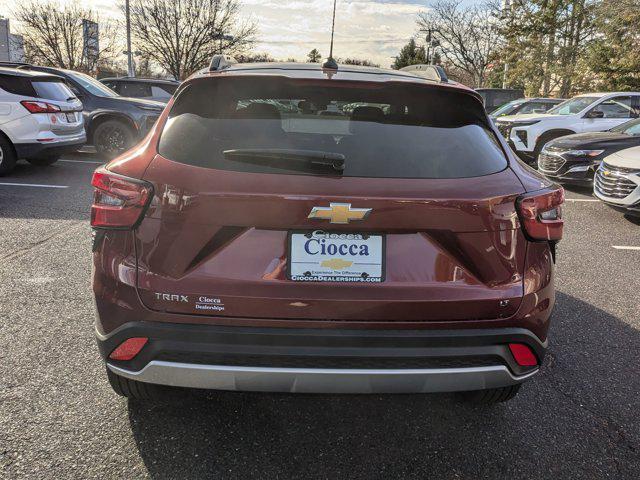 new 2025 Chevrolet Trax car, priced at $23,595