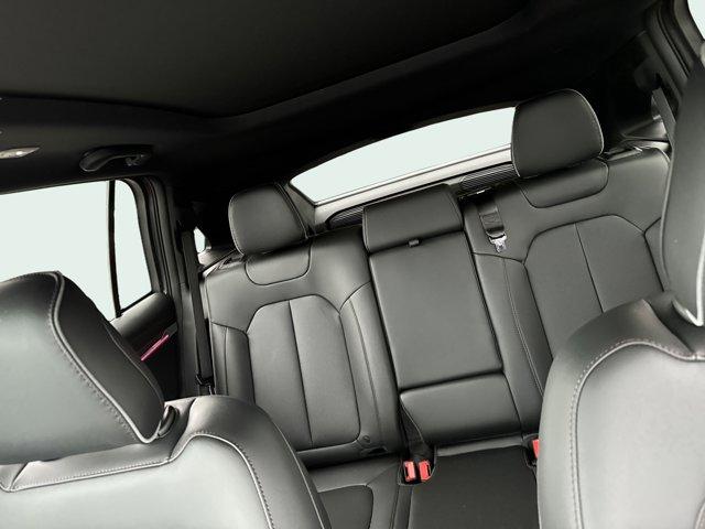 new 2025 Jeep Wagoneer S car