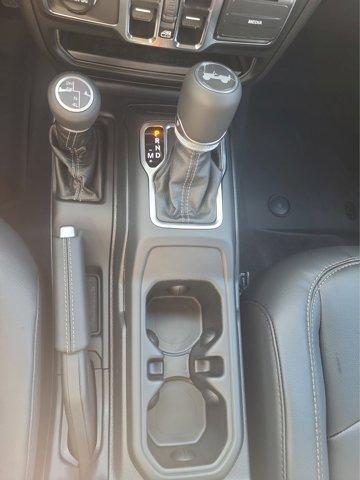 new 2025 Jeep Wrangler car