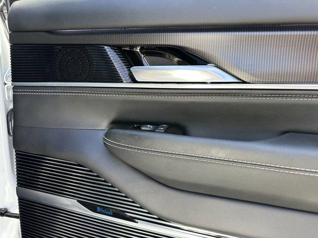 new 2024 Jeep Grand Wagoneer car