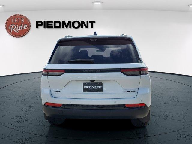 new 2025 Jeep Grand Cherokee car