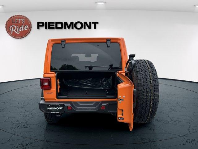 new 2025 Jeep Wrangler car