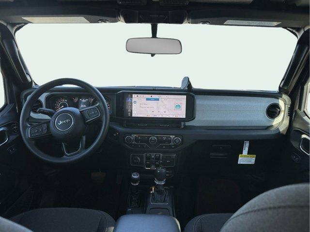 new 2025 Jeep Gladiator car