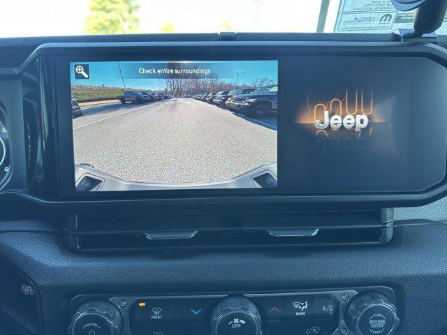 new 2025 Jeep Gladiator car