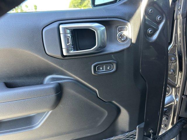 new 2025 Jeep Gladiator car