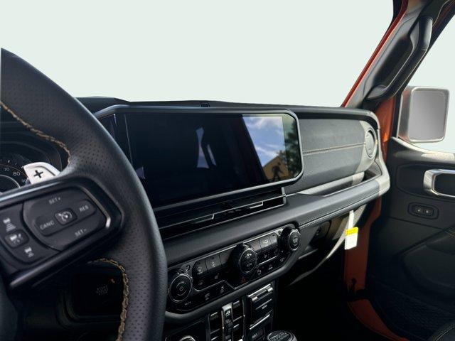 new 2025 Jeep Wrangler car