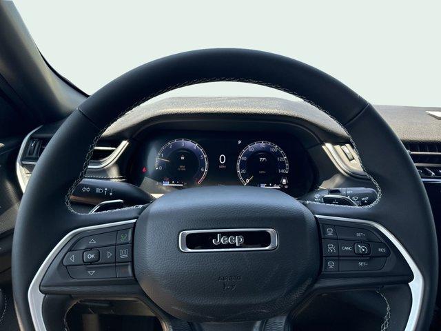 new 2025 Jeep Grand Cherokee car
