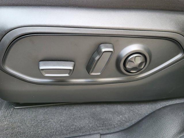new 2025 Jeep Grand Cherokee car