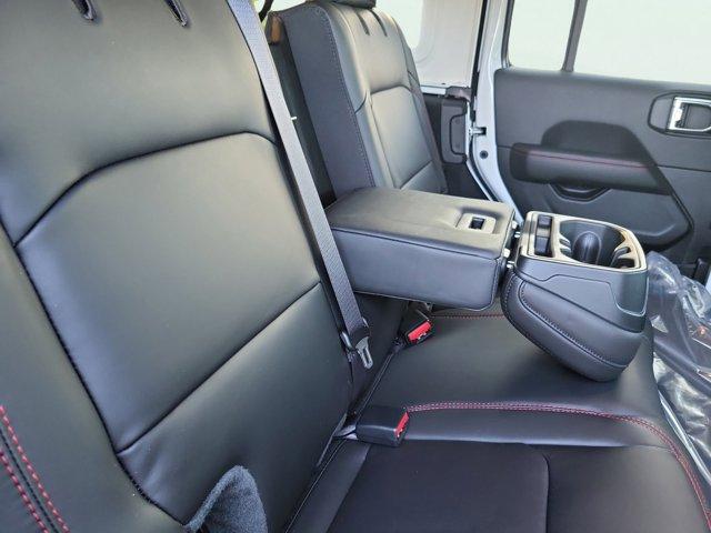 new 2025 Jeep Wrangler car