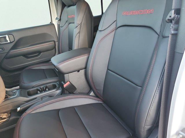 new 2025 Jeep Wrangler car