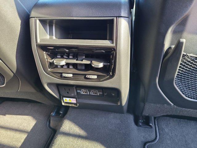 new 2025 Jeep Grand Cherokee car