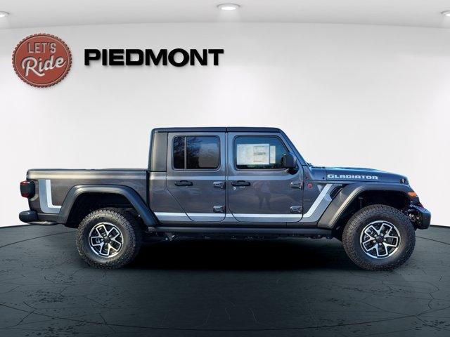 new 2025 Jeep Gladiator car