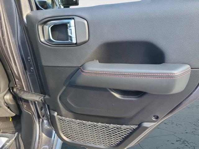 new 2025 Jeep Gladiator car