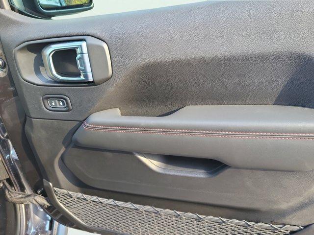 new 2025 Jeep Gladiator car