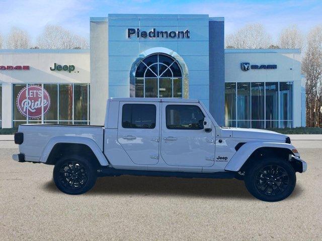 used 2021 Jeep Gladiator car, priced at $37,450