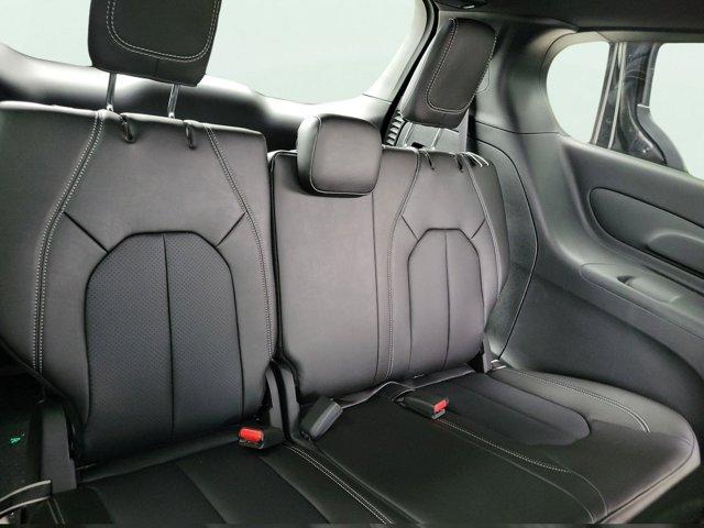 new 2026 Chrysler Pacifica car