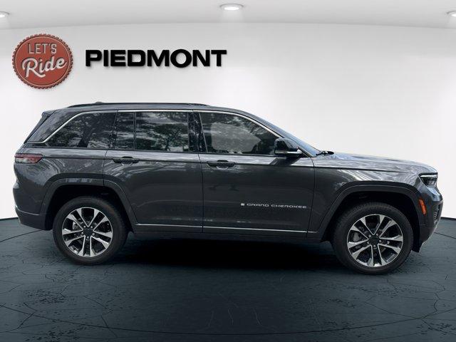 new 2025 Jeep Grand Cherokee car
