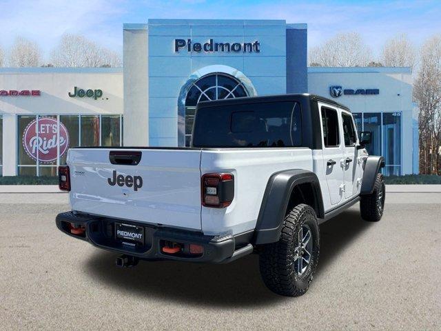 new 2024 Jeep Gladiator car