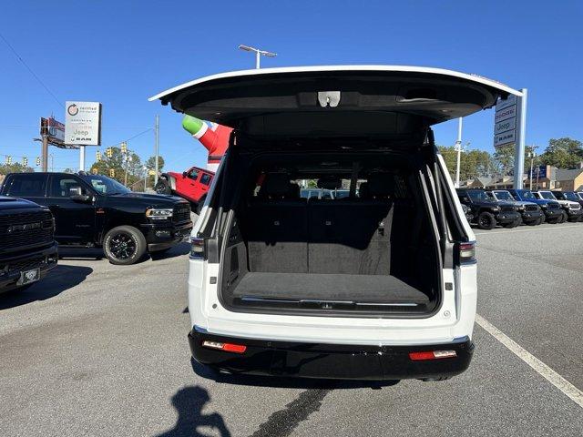 new 2024 Jeep Grand Wagoneer car