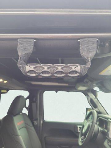 new 2025 Jeep Wrangler car