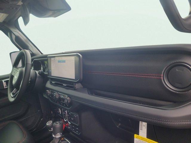 new 2025 Jeep Wrangler car