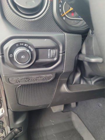 new 2025 Jeep Wrangler car