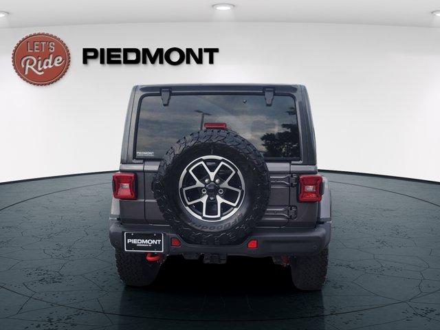 new 2025 Jeep Wrangler car
