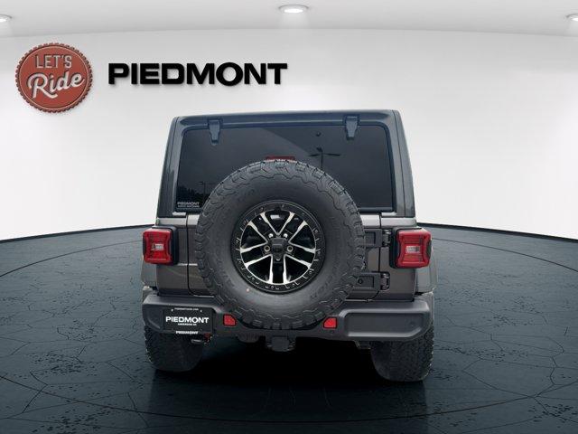 new 2025 Jeep Wrangler car