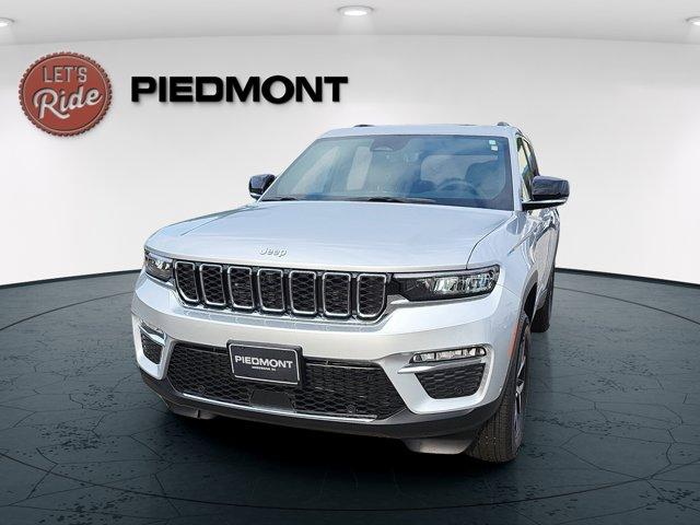 new 2025 Jeep Grand Cherokee car